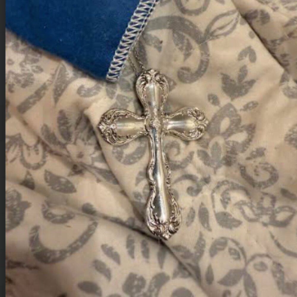 CROSS STERLING SILVER TOWLE STAMPED PENDENT